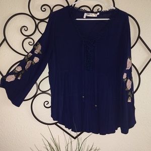 Crochet Rose Sleeves, Flowing Bottom